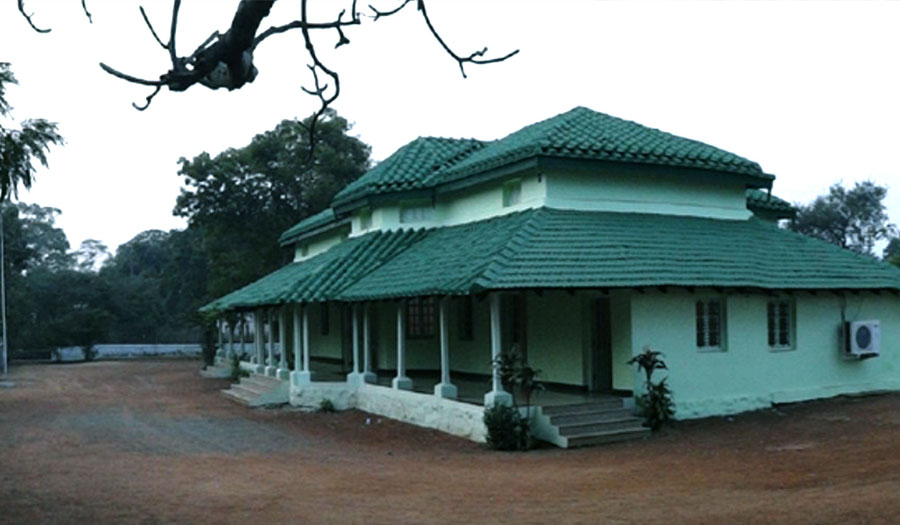 Sua Lake View Resort